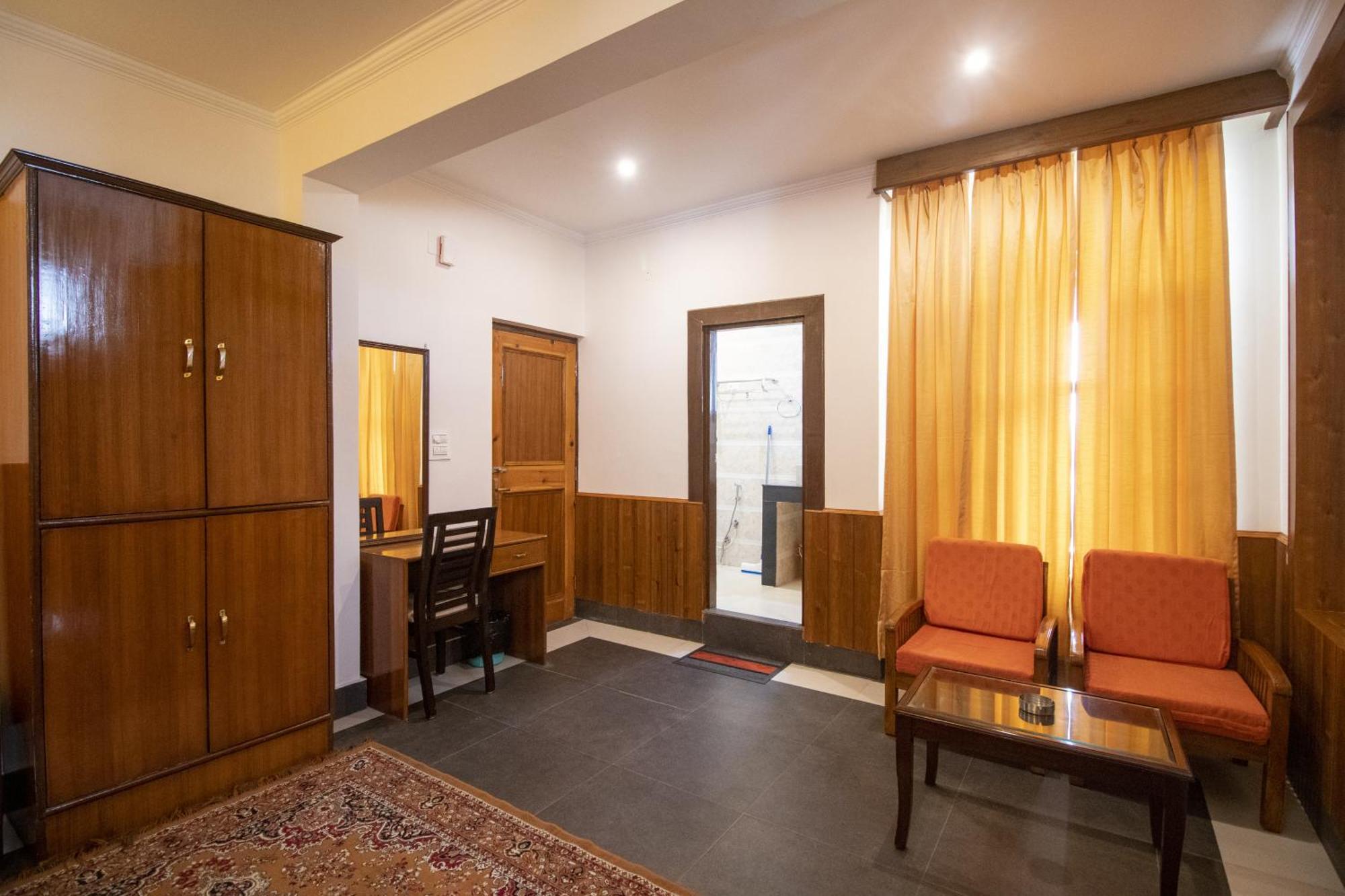 Wow Stayz2 Hotel The Lodge Dharamshala Eksteriør bilde