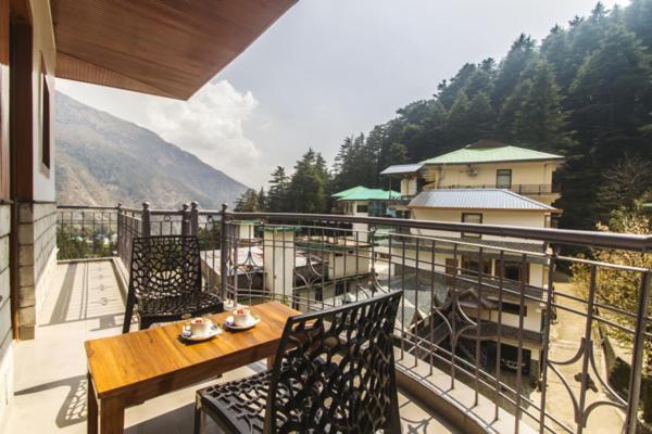 Wow Stayz2 Hotel The Lodge Dharamshala Eksteriør bilde
