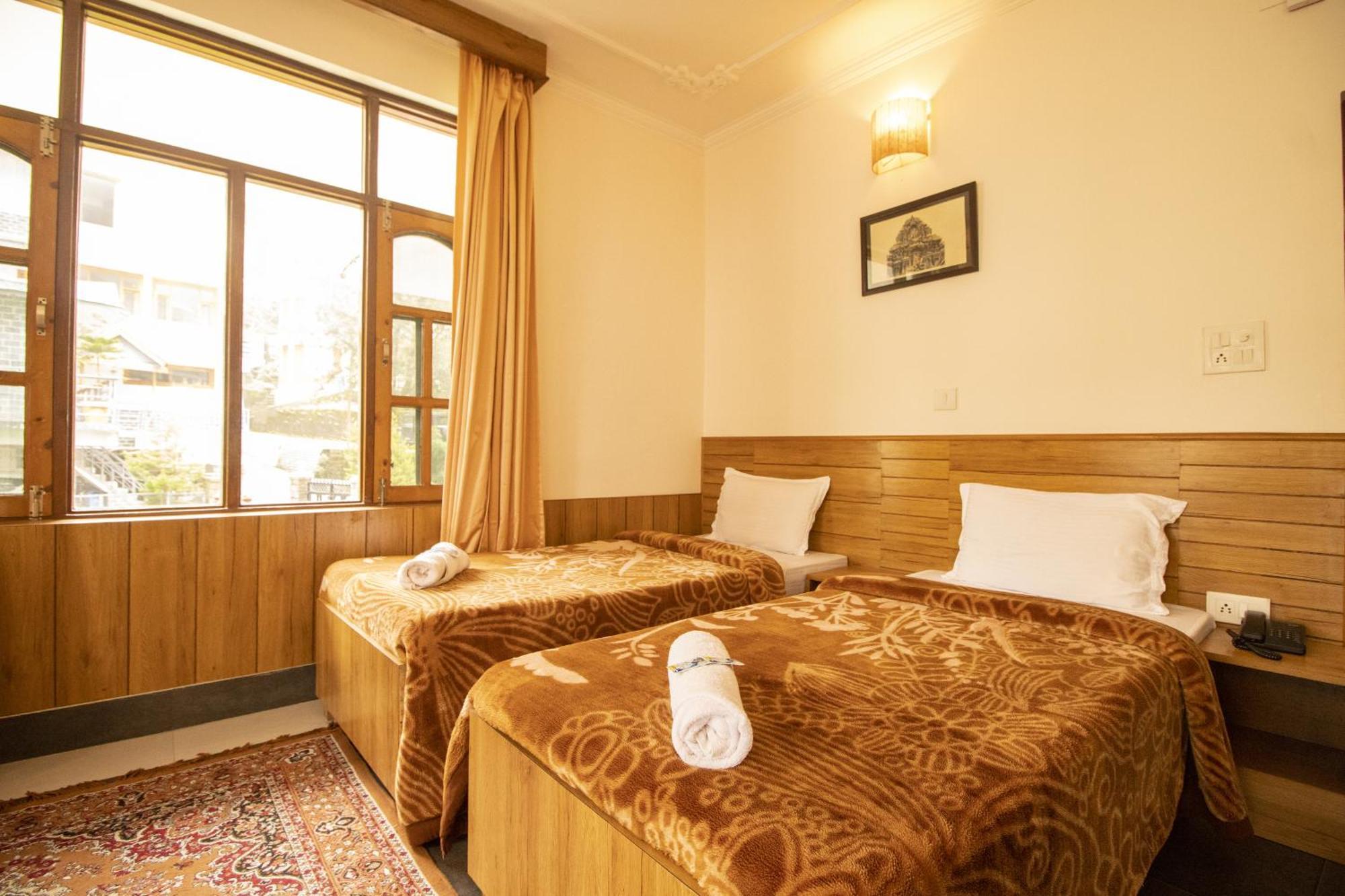 Wow Stayz2 Hotel The Lodge Dharamshala Eksteriør bilde